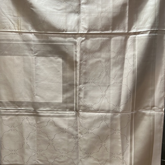 VINTAGE Pink Tablecloth and napkins made in Japan - Picture 7 of 10